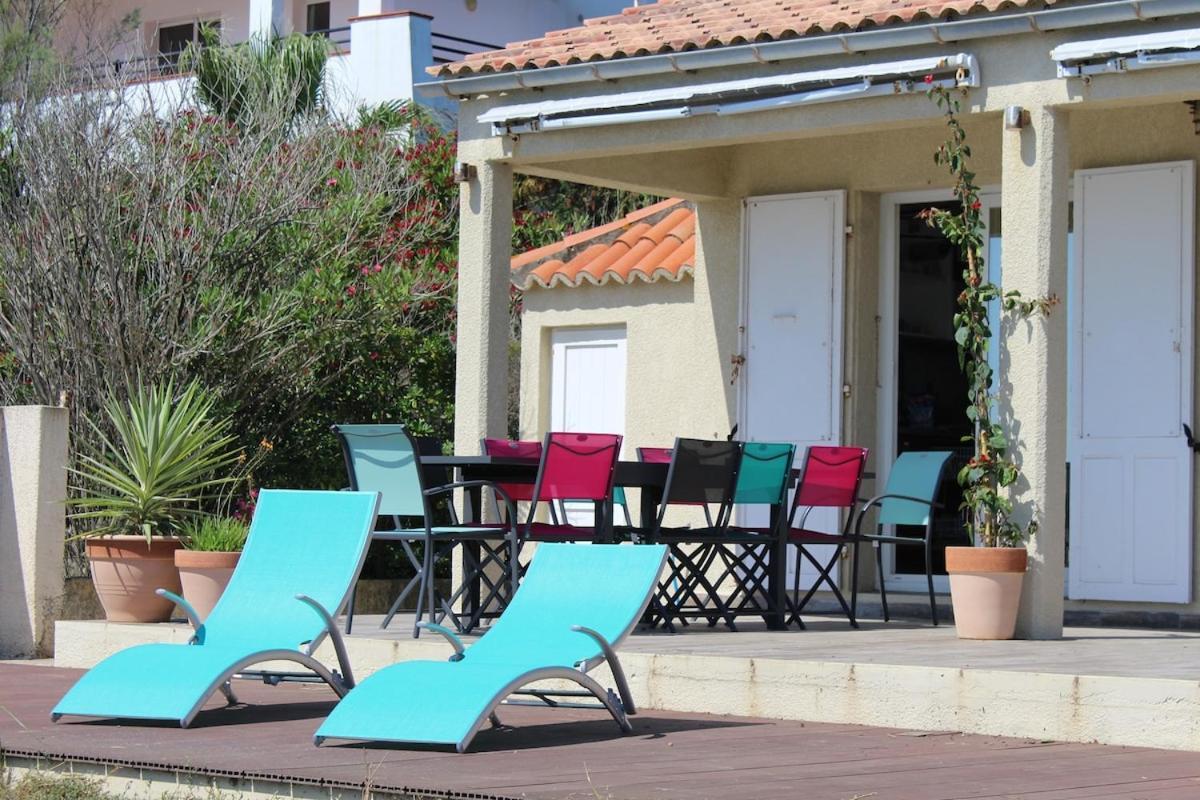 Bord de mer, pieds dans l'eau, vue panoramique Villa San-Nicolao Kültér fotó